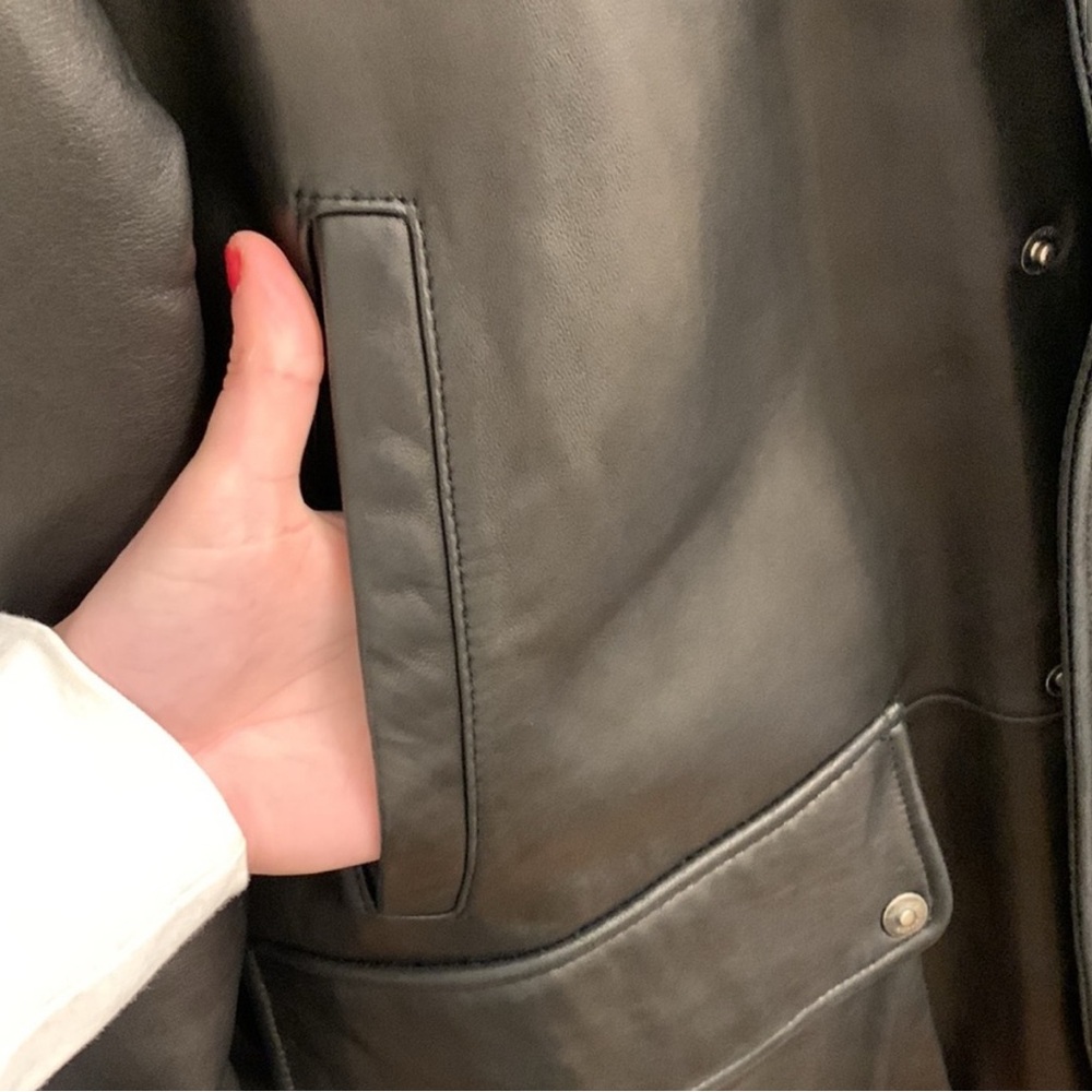 Vintage Tommy Hilfiger Black Leather Bomber Jacket Coat Shearling Collar Mens XL - Picture 9 of 16